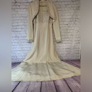 Mori Lee Ecru Beige Classic Crystal Beaded Embellished Full Evening Dress Size 8